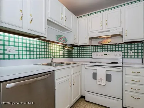 21 Pine Arbor Lane Vero Beach FL 32962