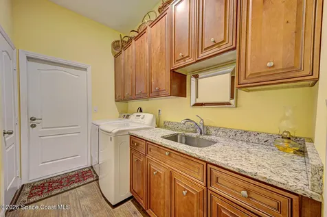 462 Gancedo Street SW Palm Bay FL 32908