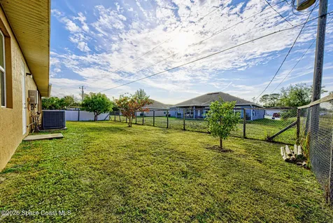 462 Gancedo Street SW Palm Bay FL 32908