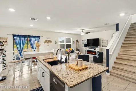 1873 Farmhouse Road SE Palm Bay FL 32909