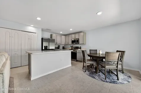 681 Floyd Street SE Palm Bay FL 32909
