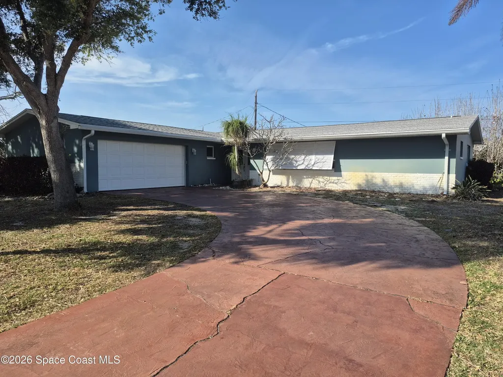 655 N Robin Way Satellite Beach FL 32937