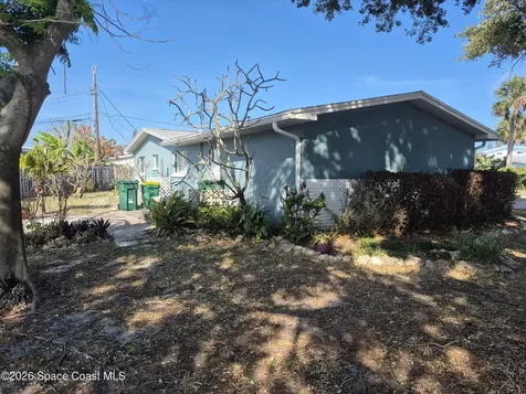 655 N Robin Way Satellite Beach FL 32937