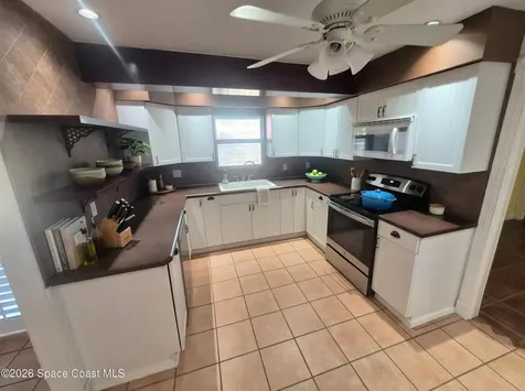 655 N Robin Way Satellite Beach FL 32937