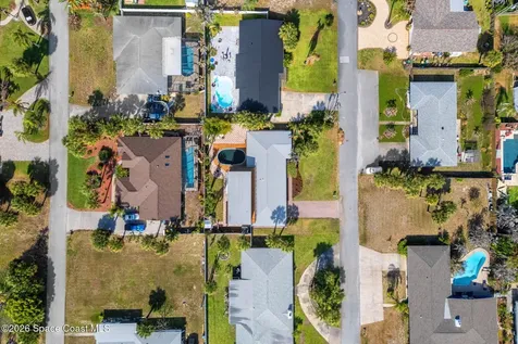 136 14th Avenue Indialantic FL 32903