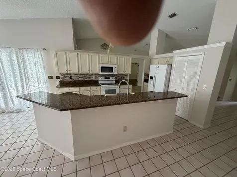 649 Evergreen Street NE Palm Bay FL 32907
