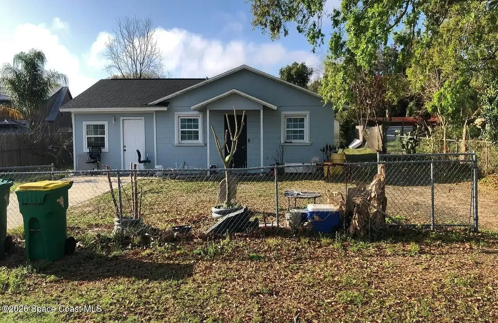 606 Ridgewood Avenue Dundee FL 33838