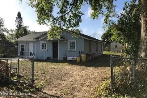 606 Ridgewood Avenue Dundee FL 33838