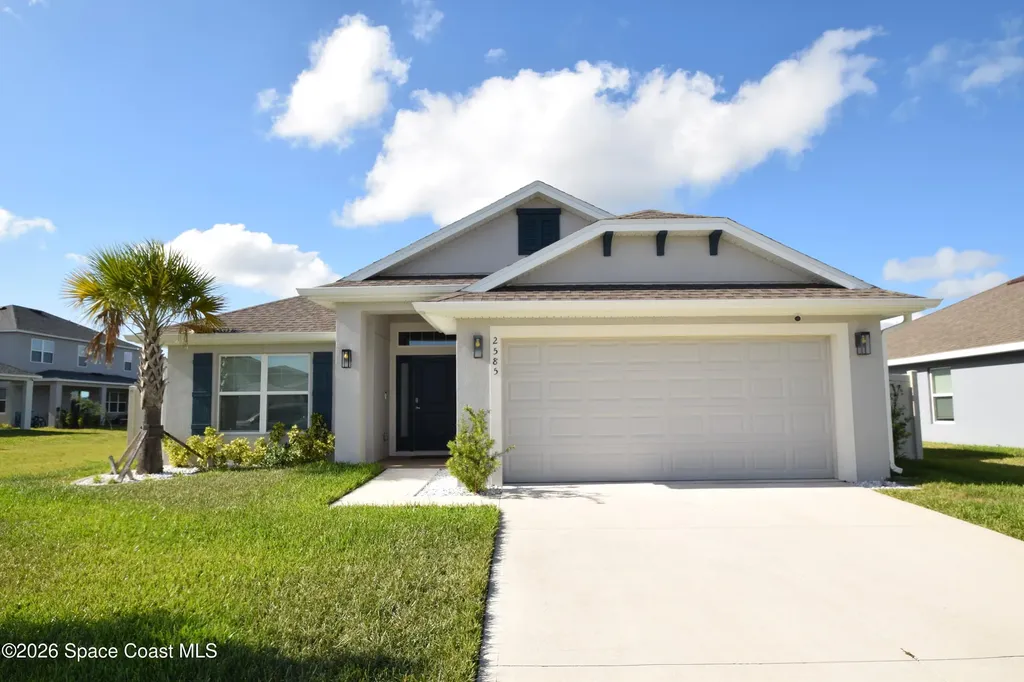2585 Roygaris Street NW Palm Bay FL 32907