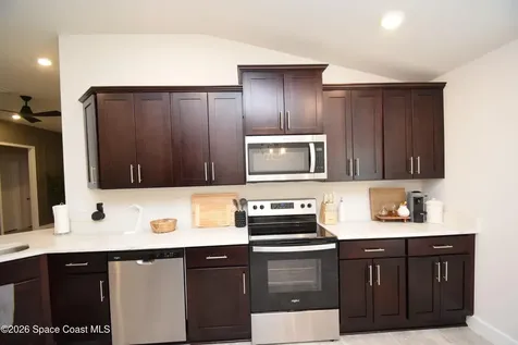 2585 Roygaris Street NW Palm Bay FL 32907