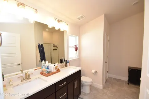 2585 Roygaris Street NW Palm Bay FL 32907