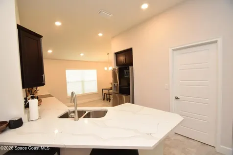2585 Roygaris Street NW Palm Bay FL 32907