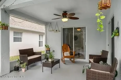 2071 Twelve Oaks Drive SE Palm Bay FL 32909