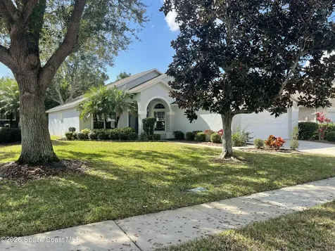 2071 Twelve Oaks Drive SE Palm Bay FL 32909