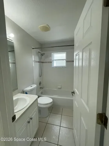 2071 Twelve Oaks Drive SE Palm Bay FL 32909