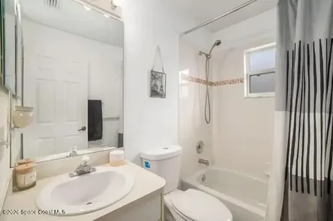 2071 Twelve Oaks Drive SE Palm Bay FL 32909