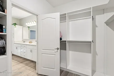 5290 Hebron Drive Merritt Island FL 32953