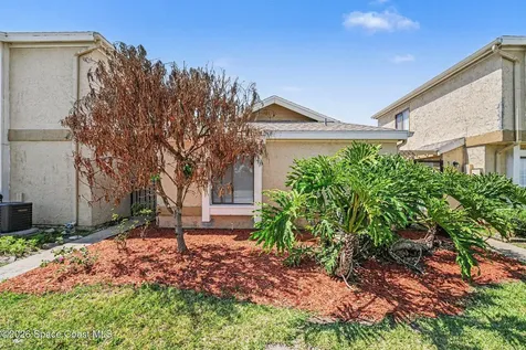 1011 Abada Court NE Palm Bay FL 32905