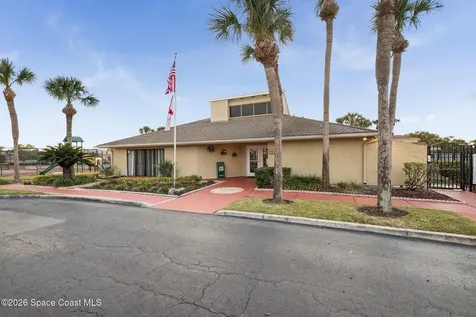 1011 Abada Court NE Palm Bay FL 32905