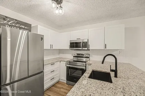 1011 Abada Court NE Palm Bay FL 32905