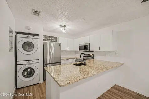 1011 Abada Court NE Palm Bay FL 32905