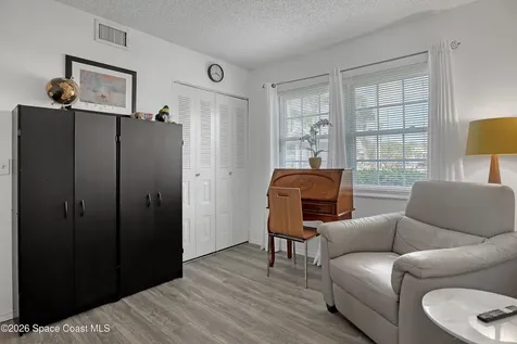 951 Sonesta Avenue NE Palm Bay FL 32905