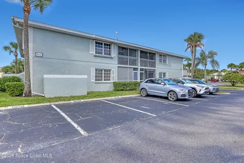 951 Sonesta Avenue NE Palm Bay FL 32905