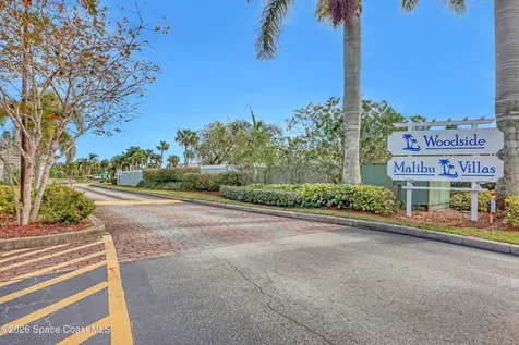951 Sonesta Avenue NE Palm Bay FL 32905