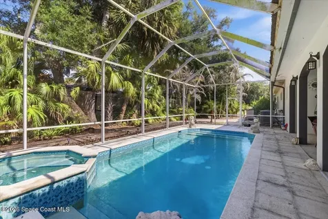 2304 Winding Creek Lane Fort Pierce FL 34981