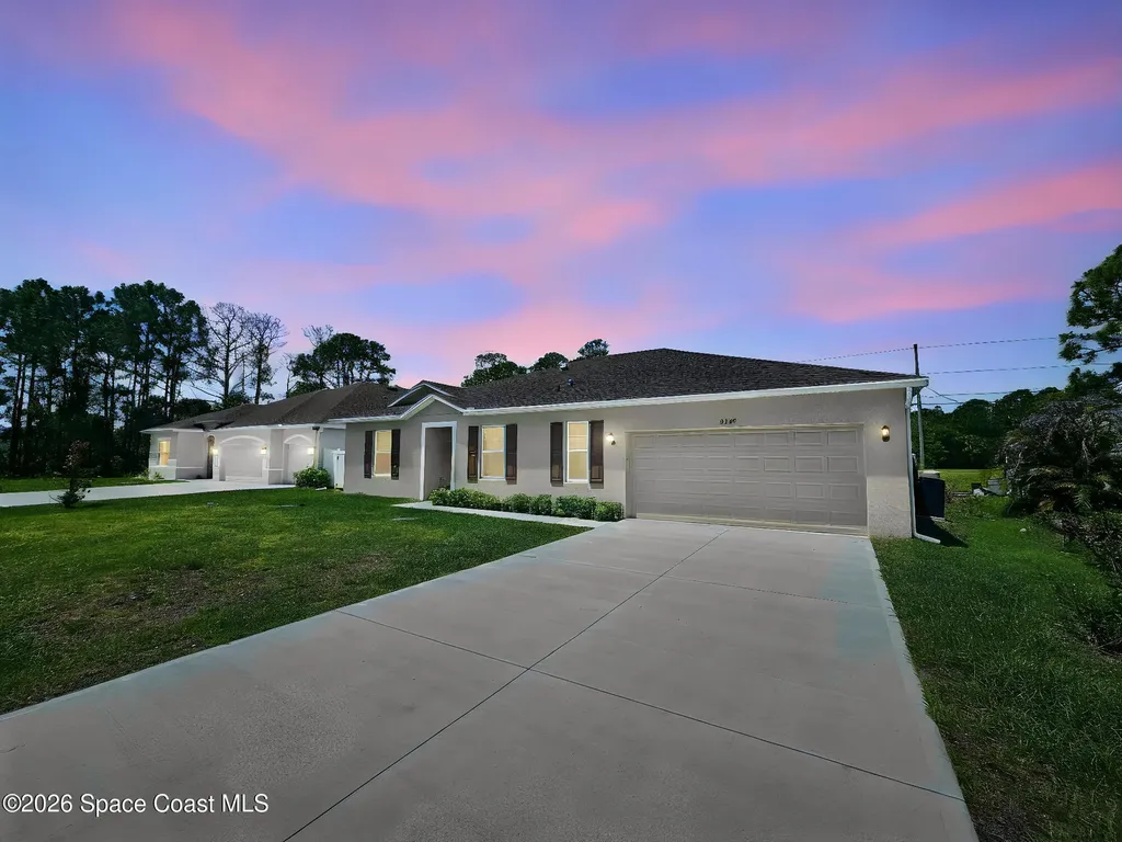 8445 101st Court Vero Beach FL 32967