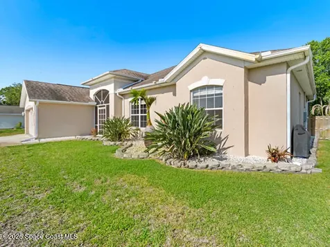 1371 Laconia Street Sebastian FL 32958