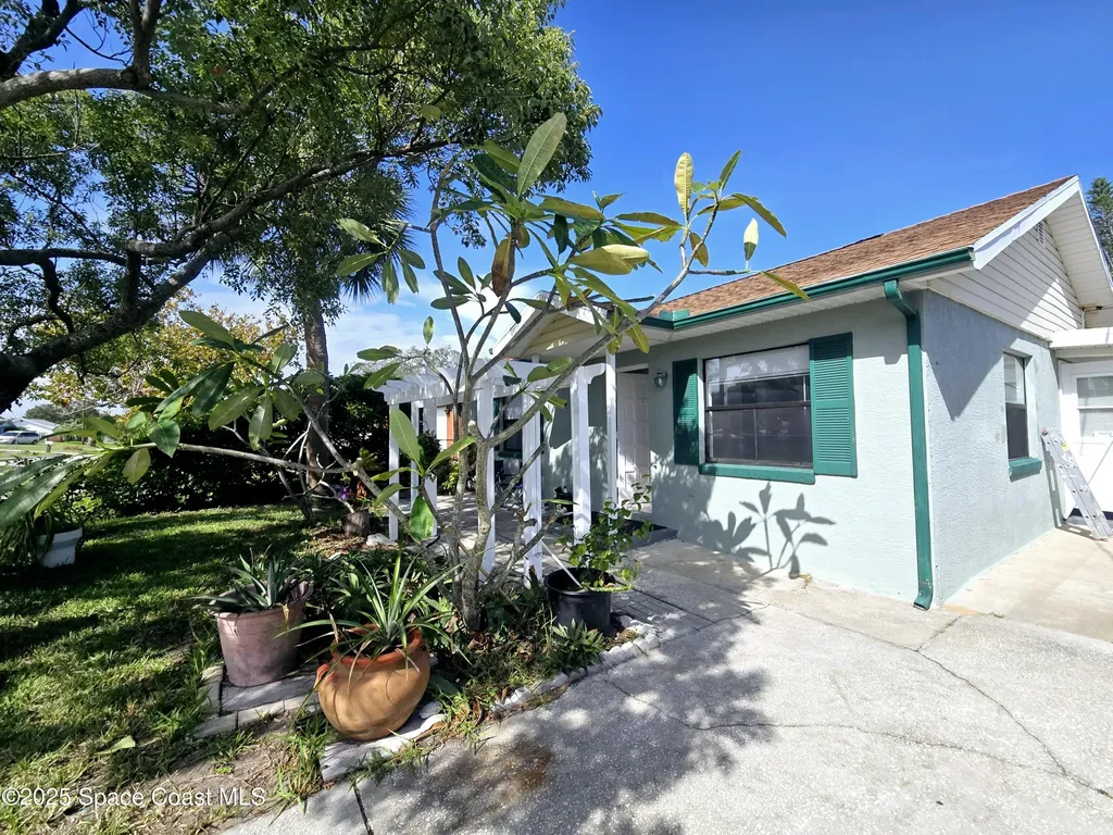 484 Poinciana Drive Melbourne FL 32935