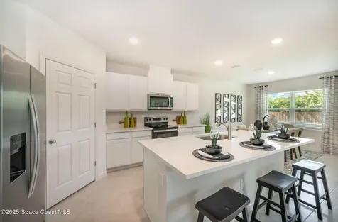2791 Indian River Parkway Mims FL 32754