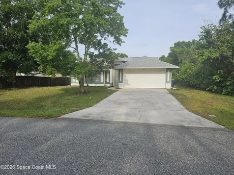 226 Pigeon Avenue NE Palm Bay FL 32907