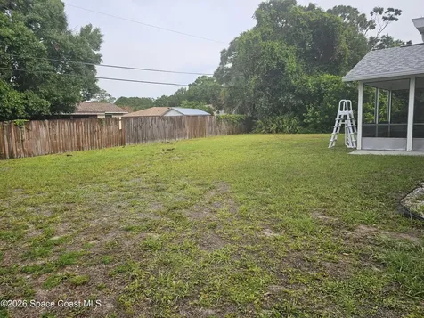 226 Pigeon Avenue NE Palm Bay FL 32907