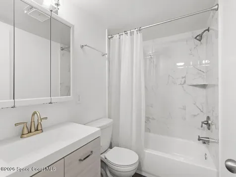 1166 6th Avenue Vero Beach FL 32960
