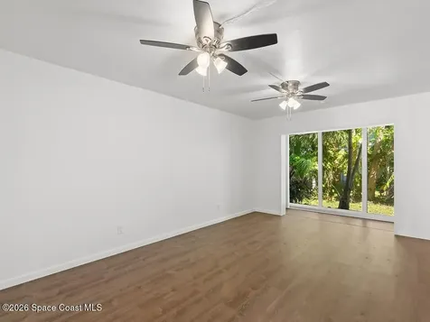 1166 6th Avenue Vero Beach FL 32960