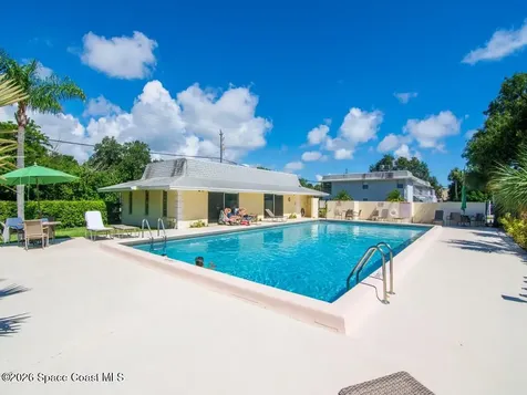 1166 6th Avenue Vero Beach FL 32960