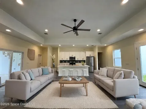 738 Harriet Avenue SW Palm Bay FL 32908