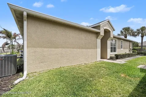 284 Intrepid Way Indialantic FL 32903