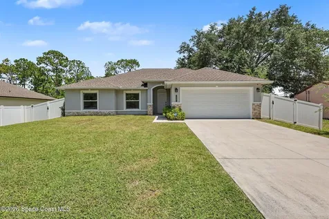 1257 Theresa Street SE Palm Bay FL 32909