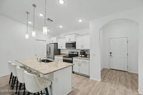 1257 Theresa Street SE Palm Bay FL 32909