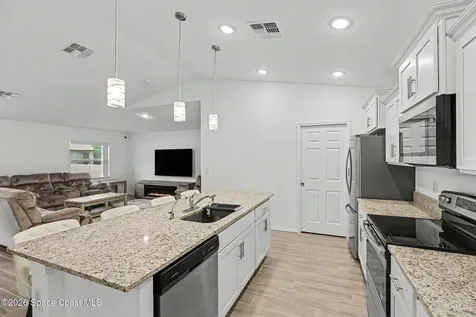 1257 Theresa Street SE Palm Bay FL 32909