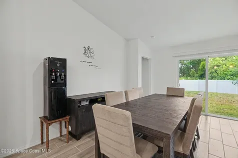 1257 Theresa Street SE Palm Bay FL 32909
