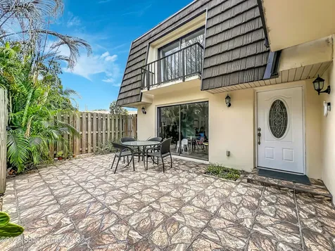 3913 Vista Oaks Circle NE Palm Bay FL 32905