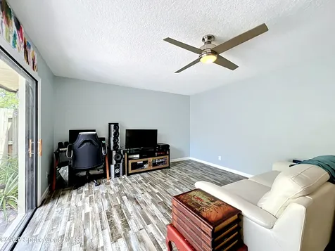 3913 Vista Oaks Circle NE Palm Bay FL 32905