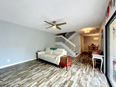 3913 Vista Oaks Circle NE Palm Bay FL 32905