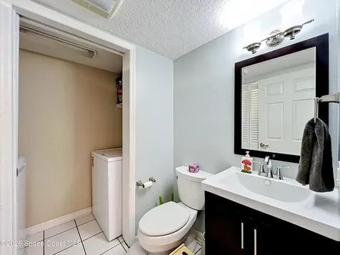 3913 Vista Oaks Circle NE Palm Bay FL 32905