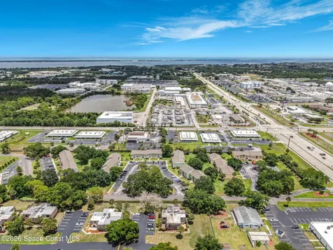 3913 Vista Oaks Circle NE Palm Bay FL 32905