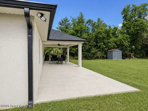 3760 Montgomery Road Mims FL 32754